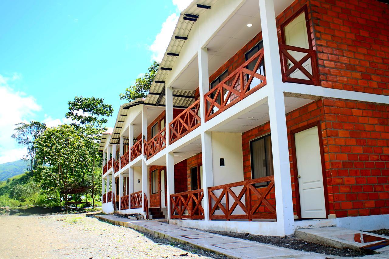 Santval Lodge Bucay Exteriör bild